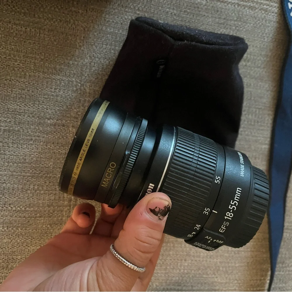 CANON EOS Rebel T6! (Includes TWO lenses** BATTERY INCLUDED!!!) Starter kit!